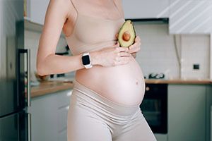Переваги вживання авокадо для вагітних? фото